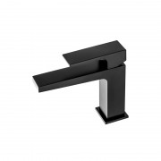 Single handle faucet